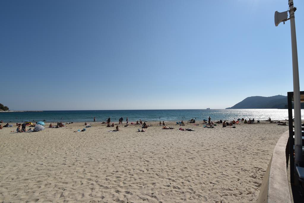 Le Provence Plage Ла Сен-сюр-Мер Екстериор снимка